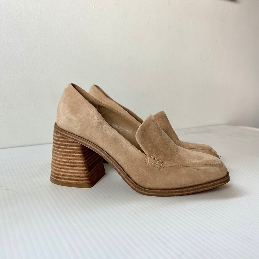 Vince Camuto Celsi Pumps Tan Beige Suede Leather Loafer Block Heel Womens 8.5M